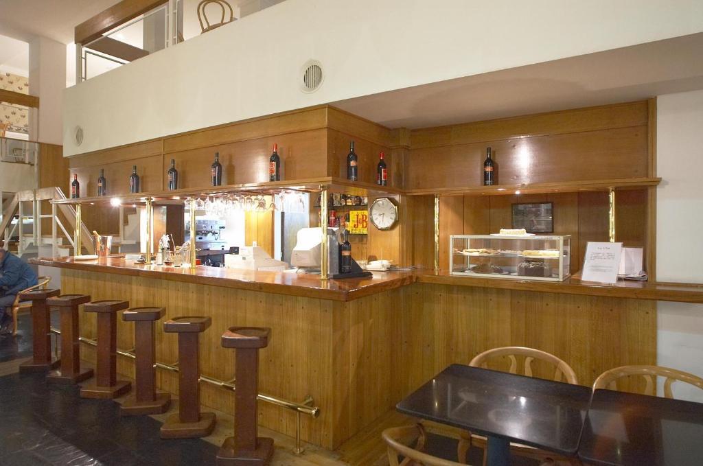 Hotel Libertador Tandil Bagian luar foto