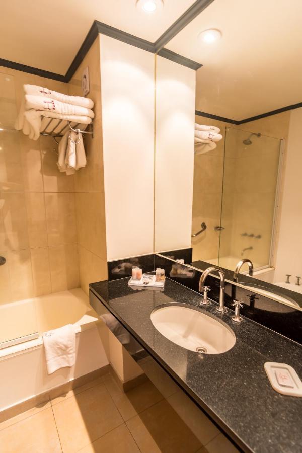 Hotel Libertador Tandil Bagian luar foto